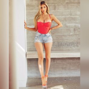 סברינה קורנת מקסימה